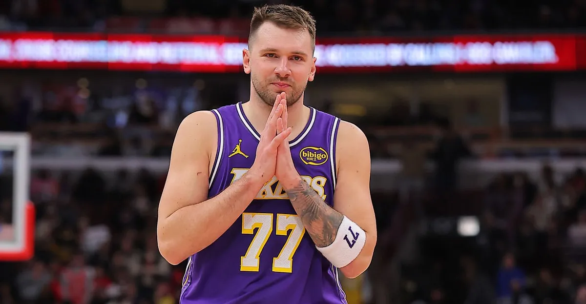 NBA : Luka Doncic, le Magicien de Dallas, signe un retour fracassant !