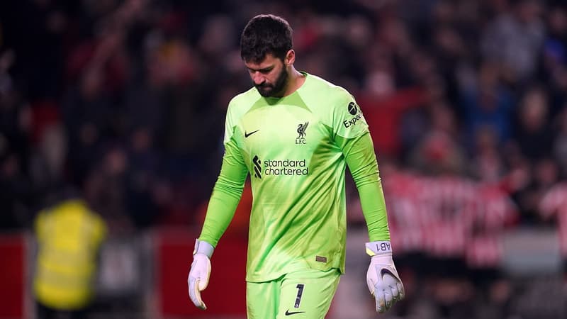 Choc Liverpool-PSG : Le Forfait d'Alisson, un Coup Dur Stratégique qui rebat les cartes en Ligue des Champions