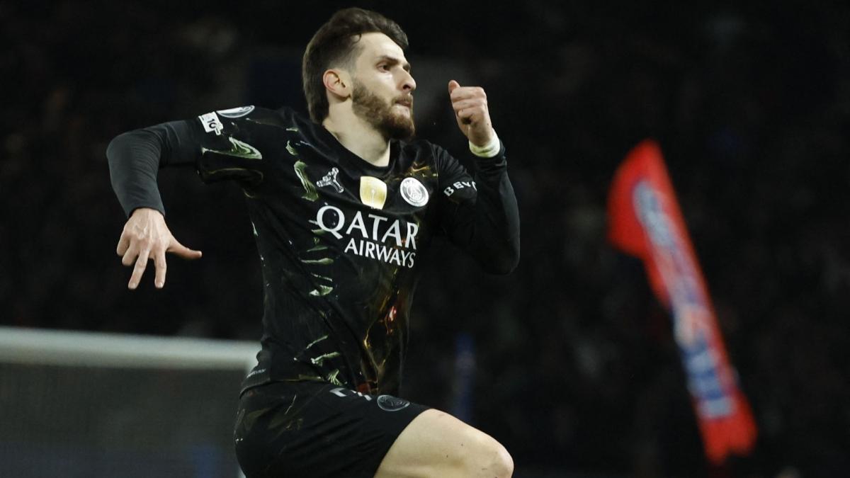 PSG vs Toulouse : Absences Clés de Ruiz et Barcola, Quel Impact Stratégique sur les Cotes ?