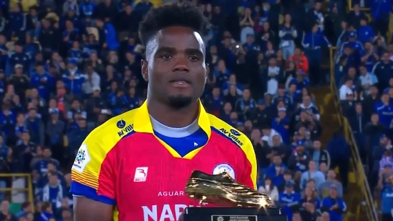 Andrey Estupinan : Le malaise du buteur colombien et l'onde de choc pour Millonarios
