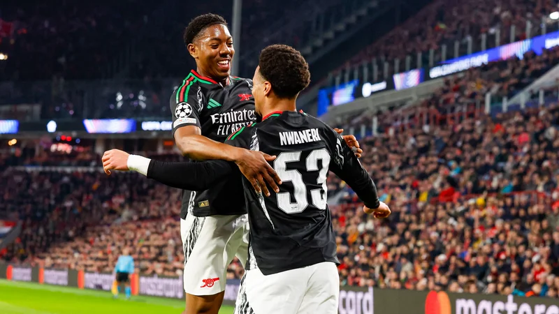 Mercato choc à Arsenal : Garlick ouvre la porte à Lewis-Skelly et Nwaneri, quel impact pour les Gunners ?