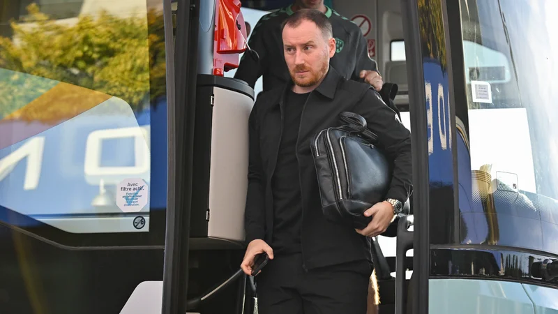 ASSE : La Révolution Linguistique de Cathro au Vestiaire des Verts – Quel Impact sur les Cotes ?