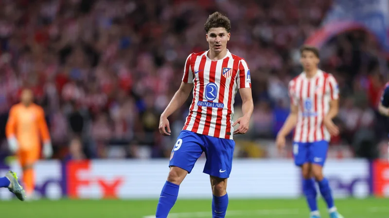 Barça's Bold Bet: Julian Alvarez 'All-In' Strategy & What It Means for La Liga & UCL Odds