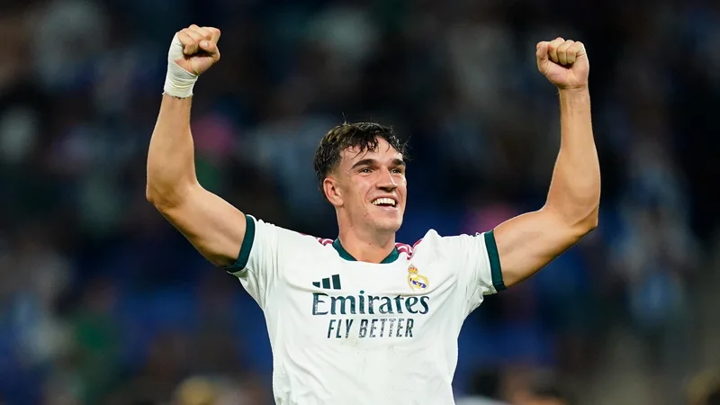 Carlos Espi, le Jeune Attaquant qui Soulage Mourinho et Redéfinit les Options Offensives du Real Madrid