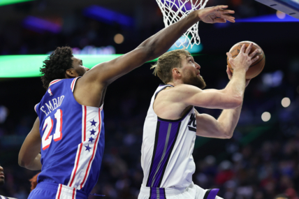 Choc en NBA : Un trade de Joel Embiid chez les 76ers ? Impact majeur sur les Futures !