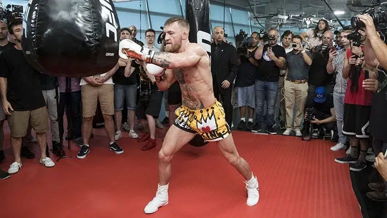 McGregor à Dublin : Le Retour du Notorious en Exhibition – Quel Impact sur Sa Moneyline UFC ?