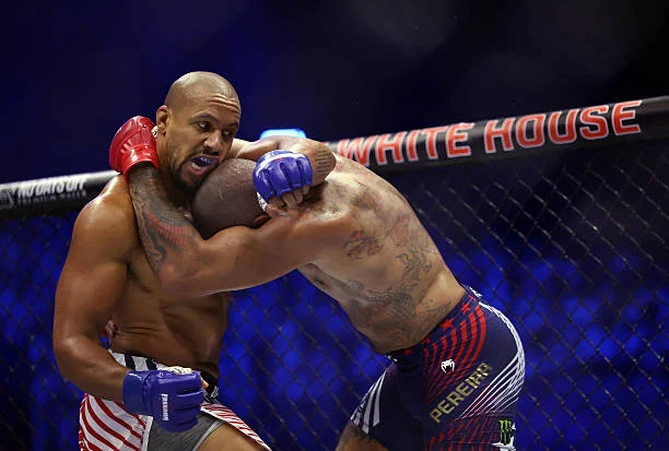 Dana White sur la 'Controverse' Pereira/Gane : Quel Impact sur les Cotes du Moneyline ?