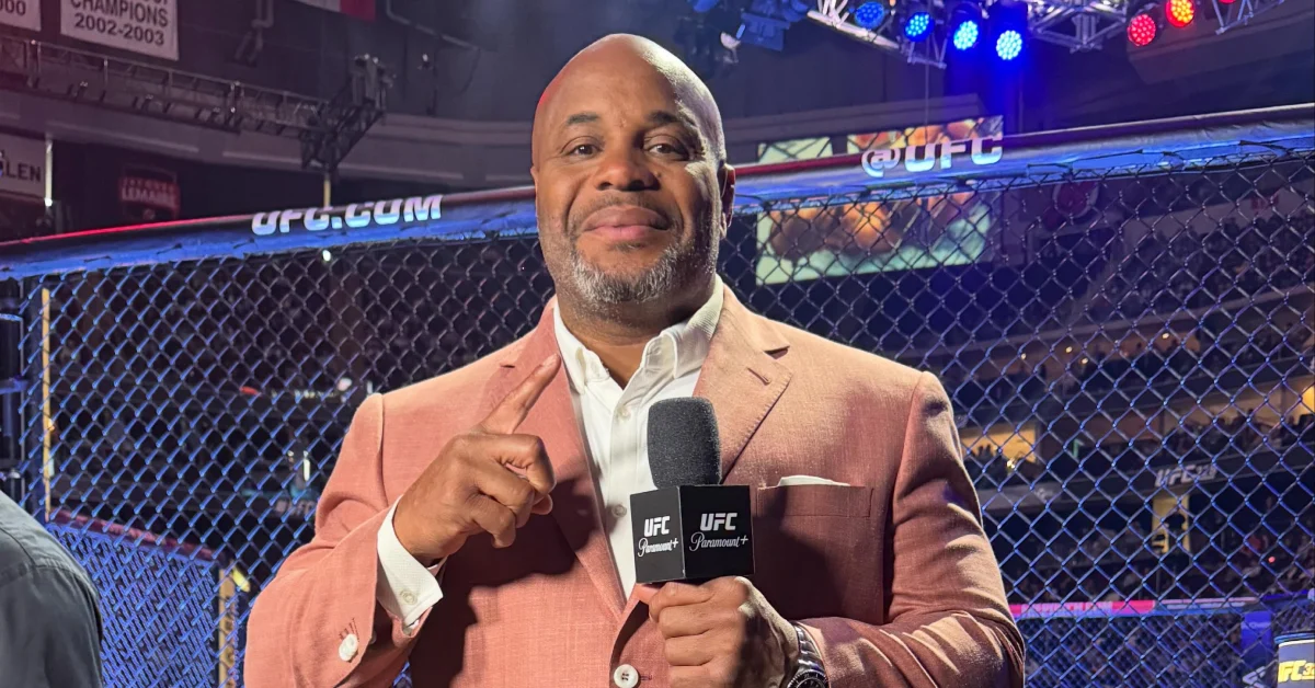 Daniel Cormier et le Marché des Free Agents MMA : Quel Impact sur les Futures Cotes UFC ?