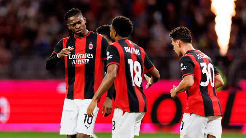 Secousse Majeure à Milan : Le Départ de Rafael Leao Va-t-il Plomber les Cotes de l'AC Milan ?