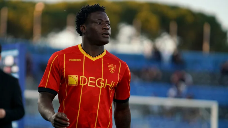 Disparition de Lameck Banda : Lecce face à l'Inconnu, quelles Cotes pour la Serie A ?