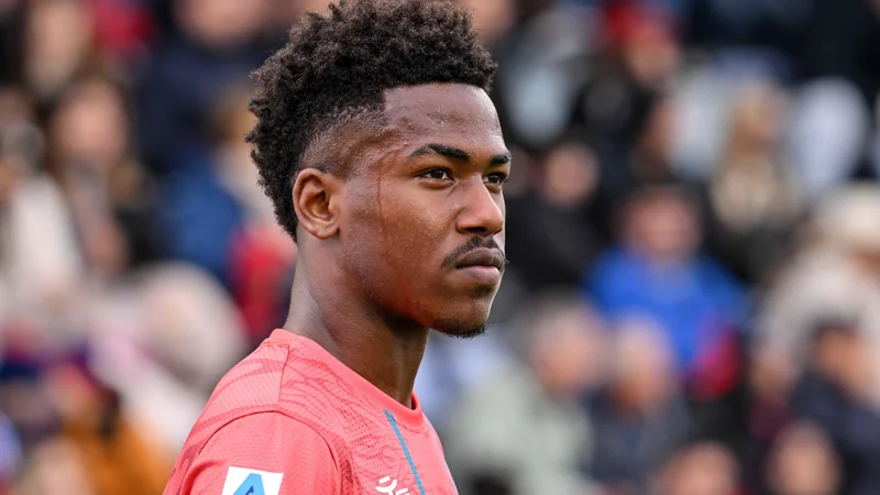 Drame à Cagliari : Yael Trepy en Soins Intensifs, Quel Impact sur les Cotes de la Serie A ?