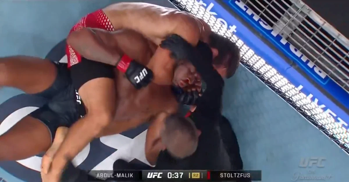 Dustin Stoltzfus Rétablit l'Ordre à l'UFC 330 : Analyse de son Retour en Force pour les Parieurs