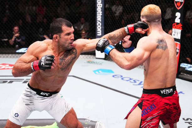 Faut-il parier sur Rodolfo Vieira ? Les cotes MMA s'emballent