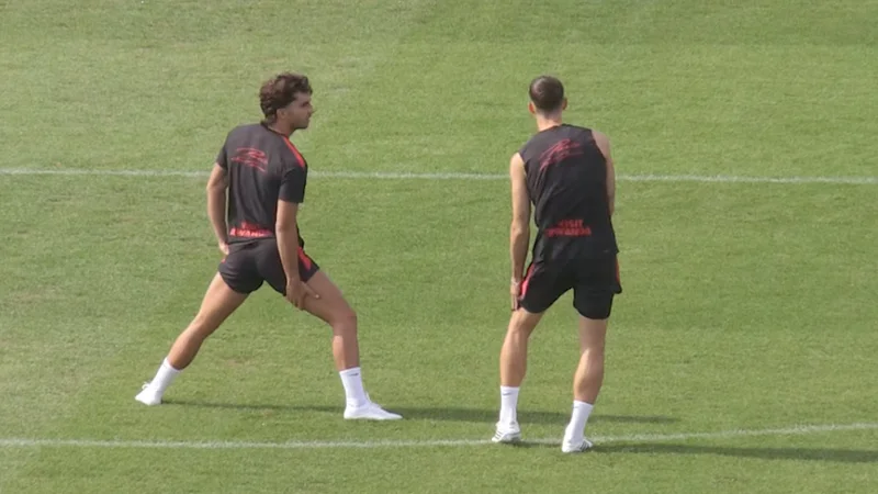 Ferran Torres intègre le PSG : Quel Impact Offensif pour les Cotes ?