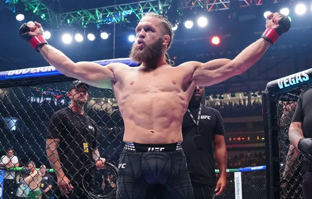 Fiziev Impérial à l'UFC Bakou : Quel Impact sur Ses Futures Cotes ?
