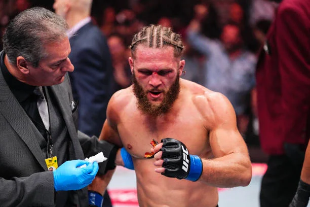 UFC Baku : Rafael Fiziev, Favori à Domicile Contre Manuel Torres – Décryptage des Cotes et Pronostics
