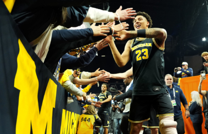 Hawks à la Chasse d'une Star de Michigan : Quels Impacts sur les Paris Futures NBA ?