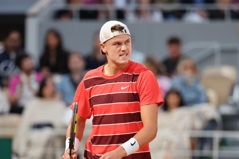 Holger Rune de retour à Hambourg : Un pari risqué avant Roland-Garros après sa grave blessure