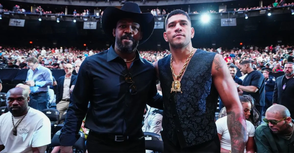 Jon Jones et Alex Pereira : La Trêve des Champions Redéfinit-elle les Prochaines Moneyline ?