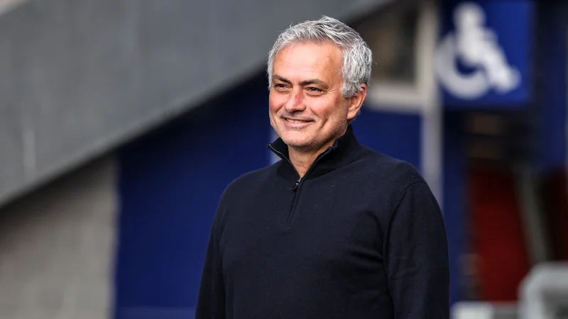 José Mourinho : Le 'Special One' et son Impact Stratégique sur les Cotes du Football
