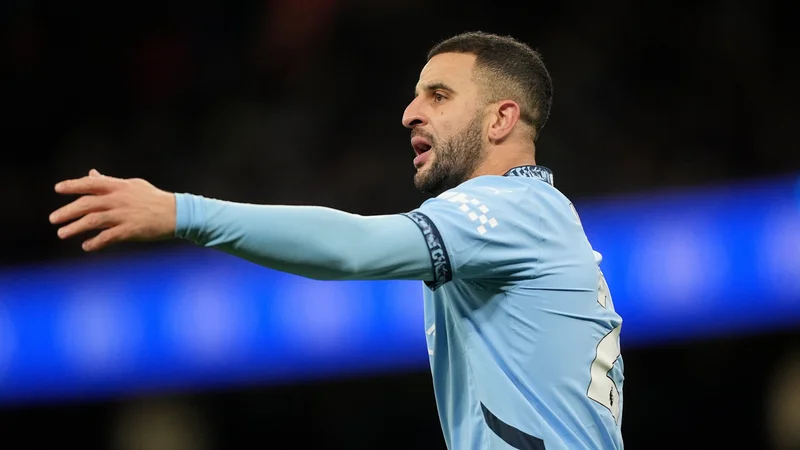 Kyle Walker : 'Nos trophées sont acquis' — Impact cotes Man City ?