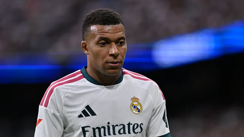 Kylian Mbappé sous les Projecteurs: L'Intrusion People Peut-elle Perturber sa Performance avec le Real Madrid ?