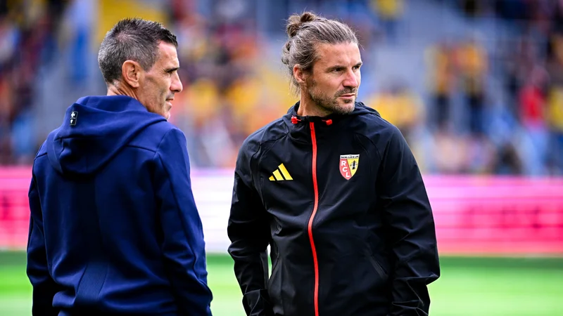 Lens : Départ de Toppmöller — Les cotes s'affolent avant Monaco