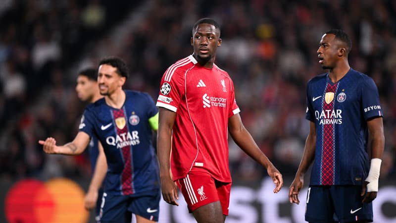 Liverpool sous tension : Carragher démolit Konaté après la défaite face au PSG – Quelles cotes pour le prochain match ?