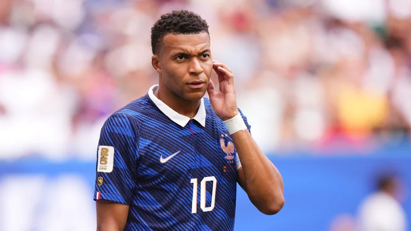 Mbappé et The Voice Kids : Une Distraction Médiatique qui Pourrait Peser sur la Concentration du Phénomène ?