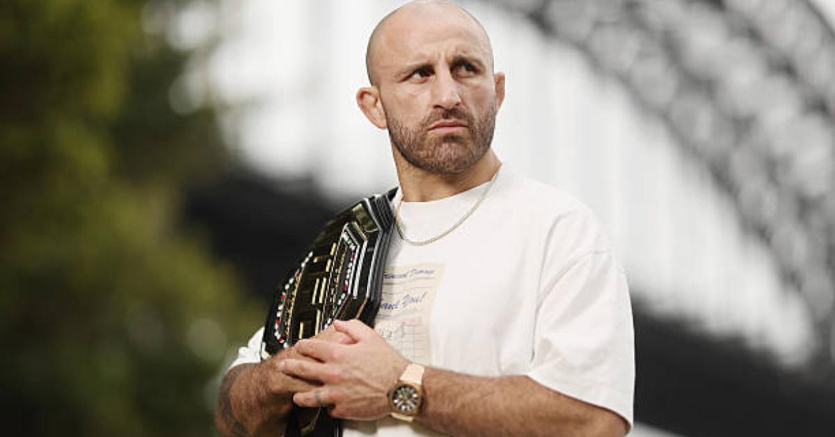 MMA : Movsar Evloev Vise la Retraite d'Alexander Volkanovski – Quel Impact sur les Cotes du 'Great' ?