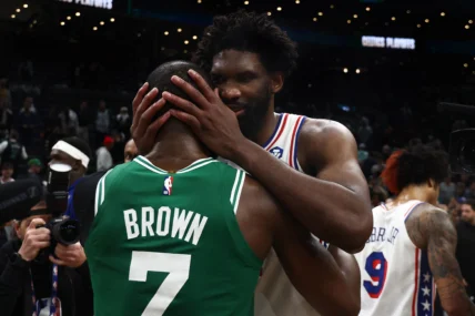 NBA 2026 Offseason: 76ers et Warriors, Vainqueurs ou Perdants? L'Analyse Ultime pour Vos Paris!