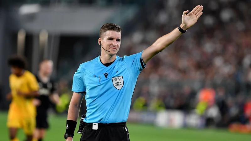Faut-il parier sur l'OM ou le PSG ? Letexier arbitre, les cotes s'emballent
