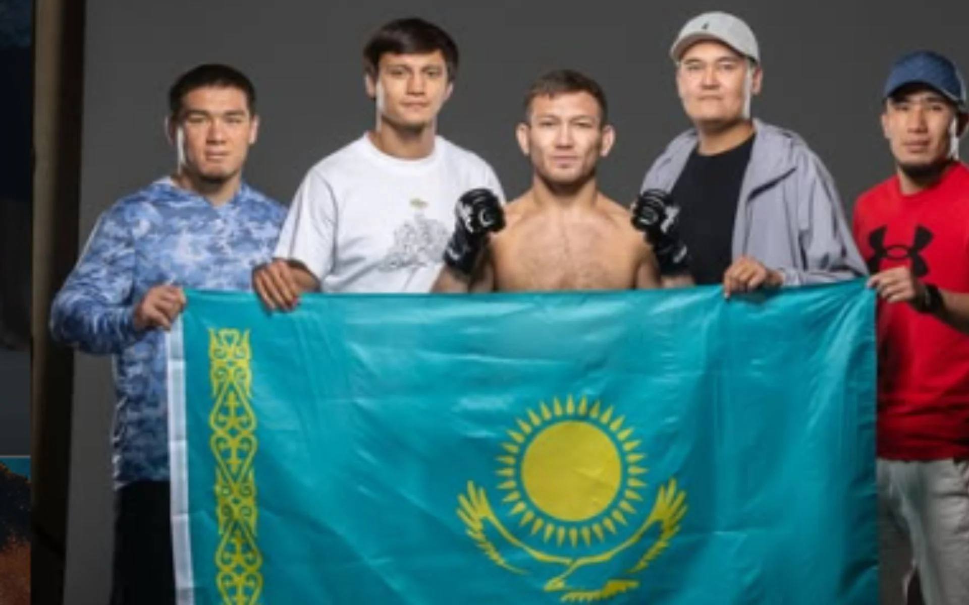 PFL Kazakhstan en Jeu : La Pression Monumentale sur Salamat Isbulaev Face à l'Élite AJ McKee