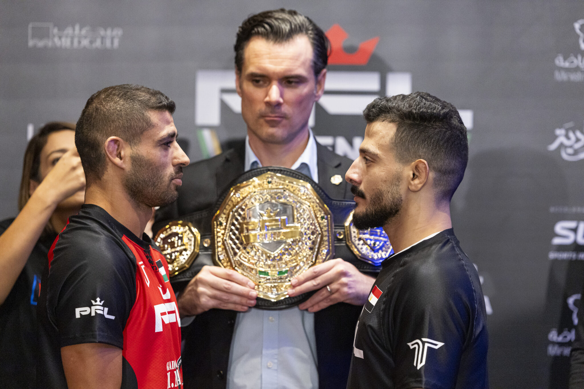 PFL MENA Dubai : Les Stars Émiraties en Tête d'Affiche – Quelle Influence sur les Cotes ?