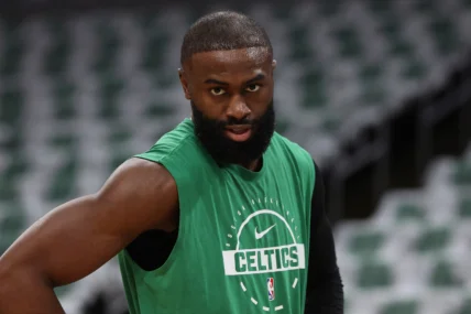 Pistons sur Jaylen Brown : Un Deal Bouleverseur en Vue ? L'Analyse des Marchés NBA