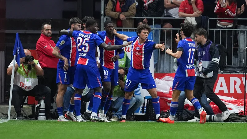 Tensions au PSG : Le management de Luis Enrique pèse sur les pronos
