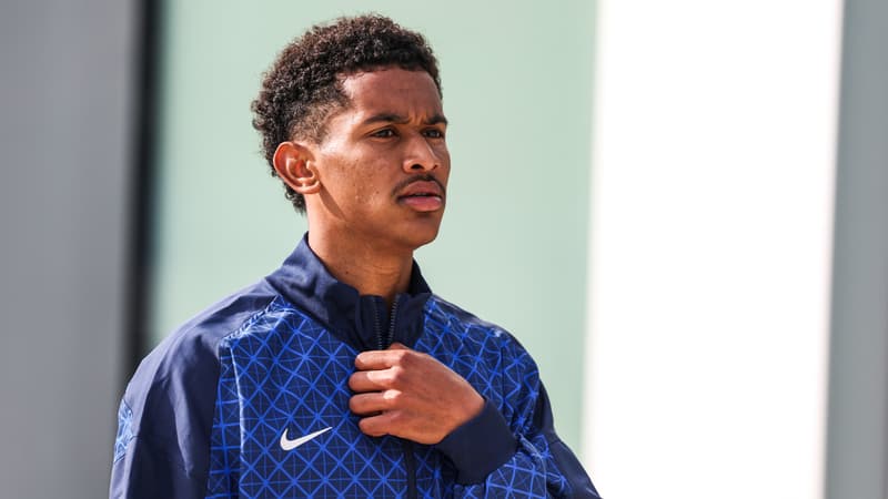 PSG Sécurise l'Avenir : Senny Mayulu Prolonge jusqu'en 2031, Quel Impact sur les Cotes ?
