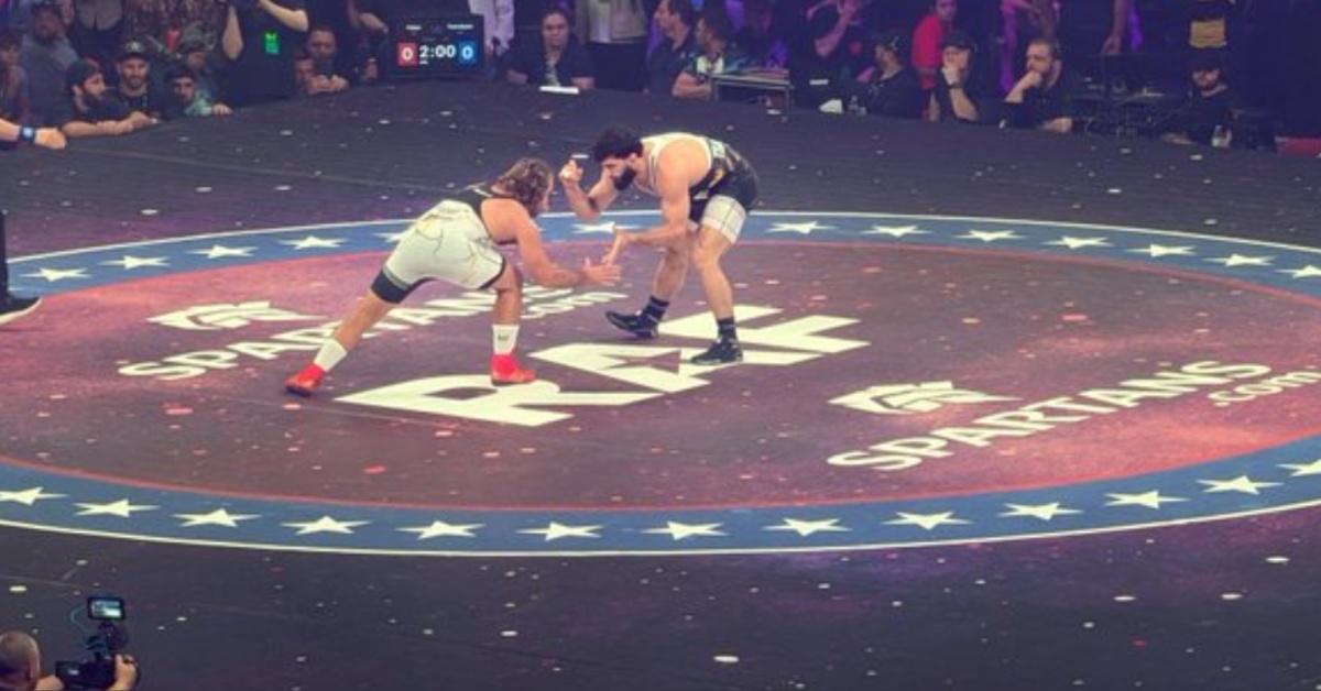 RAF 8 : Tsarukyan Démolit Faber – Quel Impact Stratégique sur la Moneyline d'Arman ?