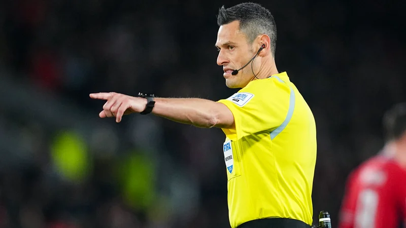 Règles UEFA : La Lutte Contre le Gain de Temps Va-t-elle Booster les Cotes 'Over' en Coupes d'Europe ?
