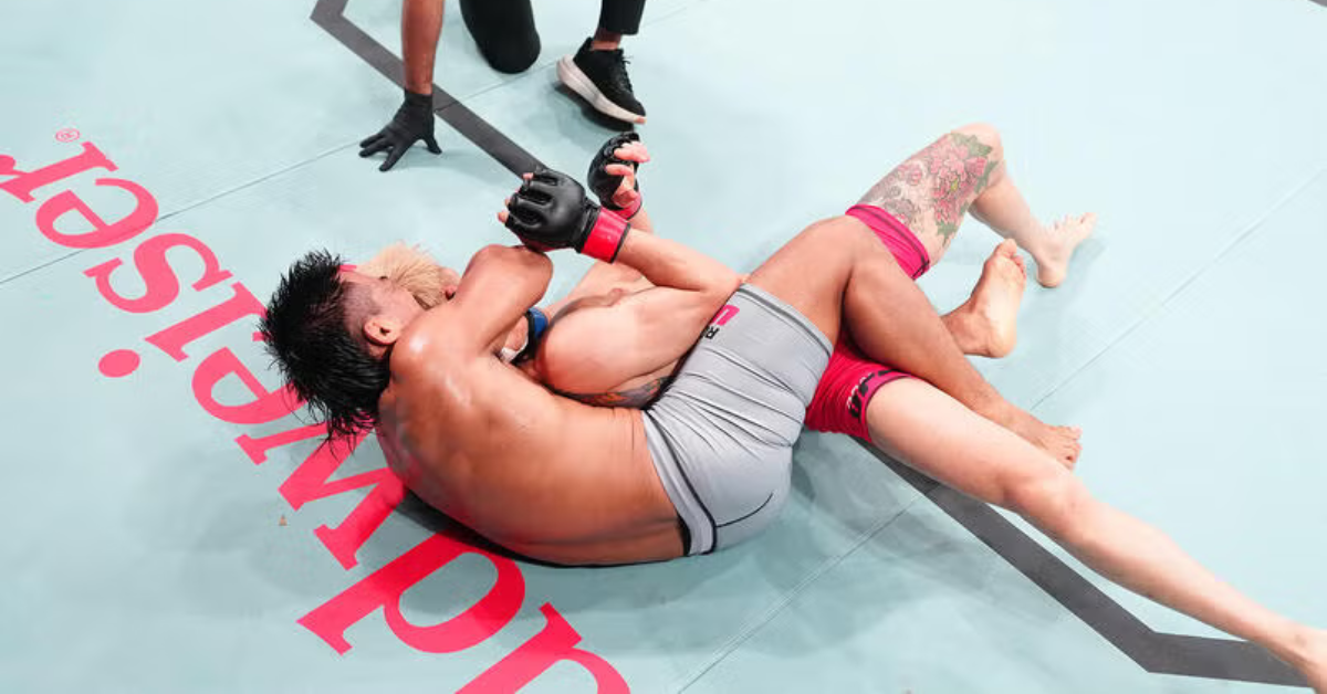Road to UFC: La Victoire par Soumission de Chungreng Koren Renverse les Odds!