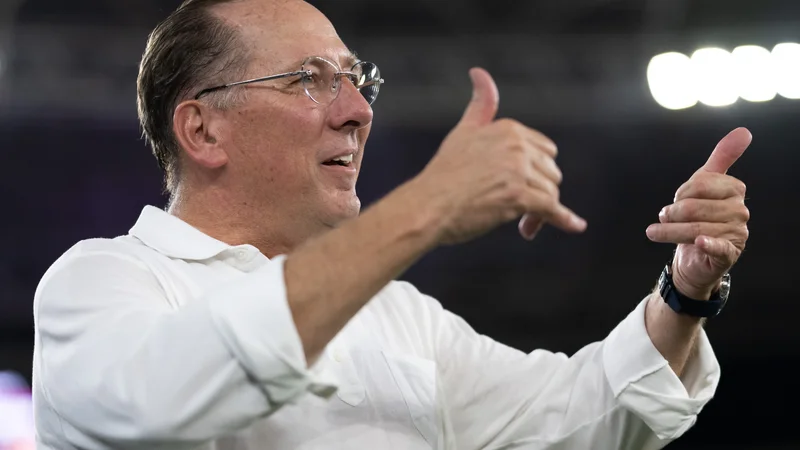 RWDM: Le Départ de John Textor Redéfinit les Enjeux et la Moneyline en Jupiler Pro League