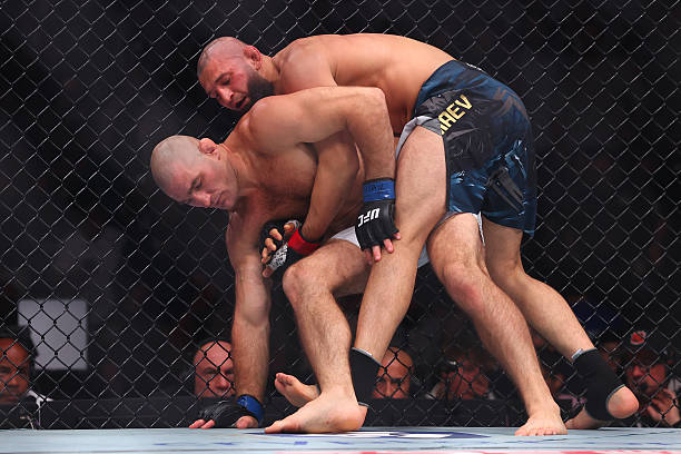 Sean Strickland: Le 'Capitaine des Eaux Profondes' Selon Rogan – Quel Impact sur les Paris UFC?