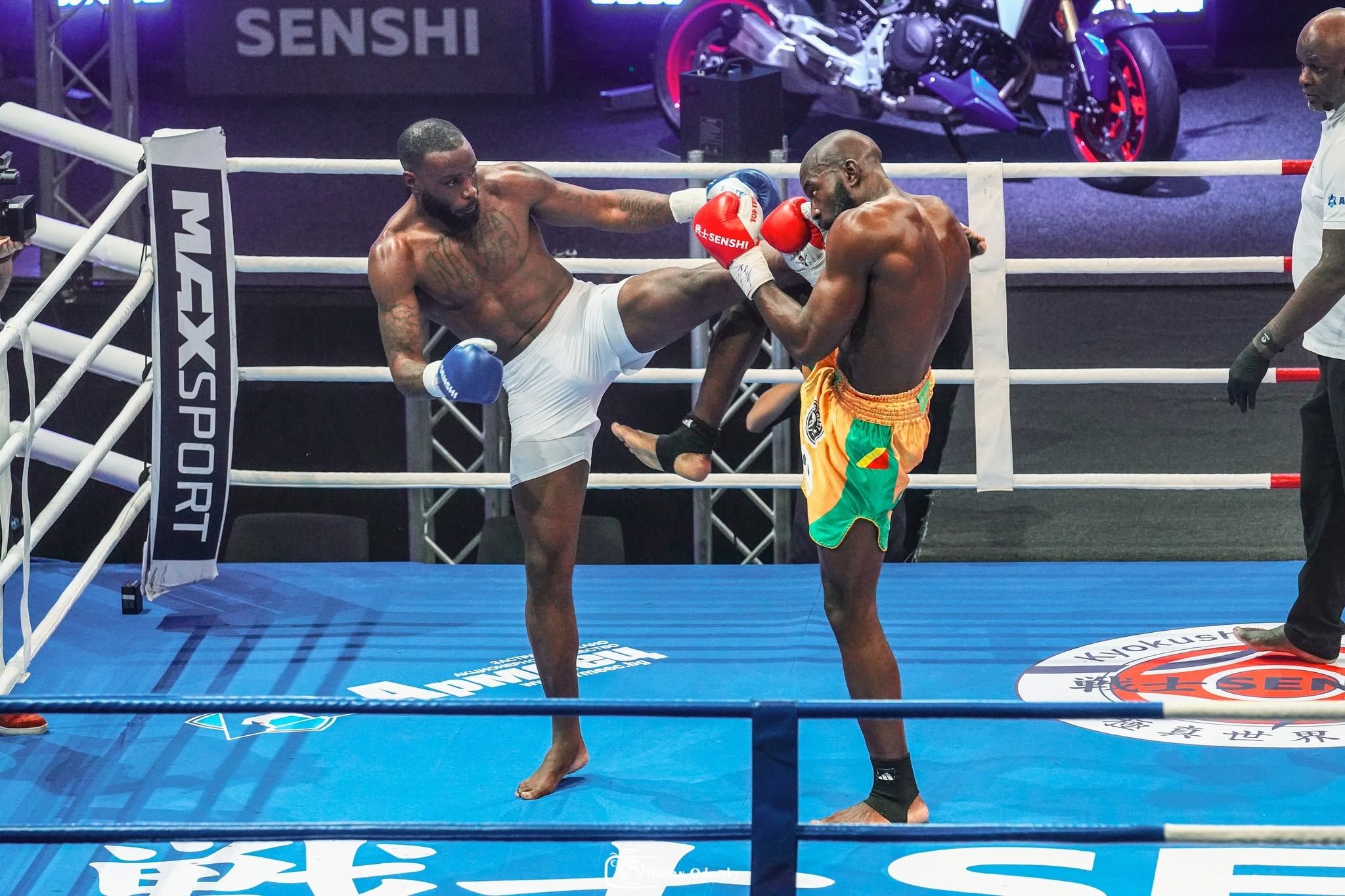 SENSHI 32 : Ulric Bokeme, le Kickboxer Déterminé à Conquérir le Grand Prix Middleweight