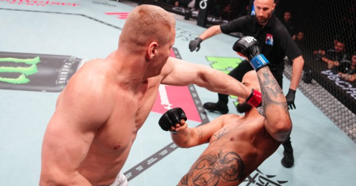 Sergei Pavlovich : L'Artiste du KO Redéfinit le Moneyline Après son Stoppage Éclair à l'UFC Macao