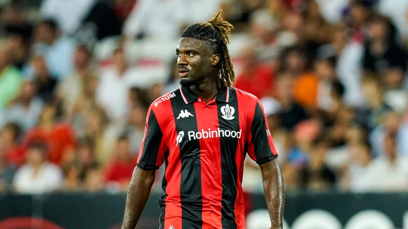 Terem Moffi à Hambourg : Quel Impact sur l'Offensive de l'OGC Nice et les Cotes Futures du HSV ?