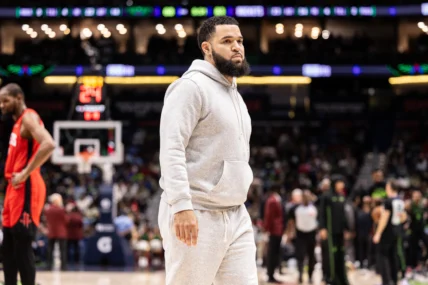 Timberwolves : Le Rêve Giannis S'Éloigne, Kyrie Irving en Ligne de Mire – Quel Impact sur les Cotes ?