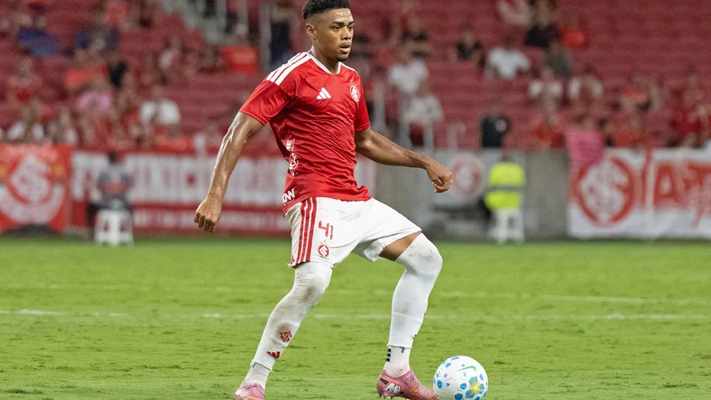 Choc au Brésil : Victor Gabriel (Internacional Porto Alegre) suspendu indéfiniment – Quel verdict pour vos paris ?