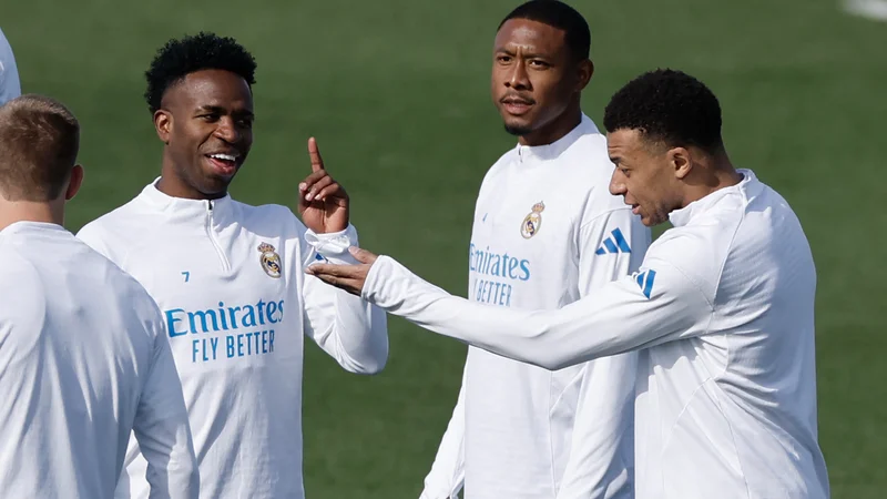 Mercato Choc: Le Contrat de Vinicius Jr. au Real Madrid Menace les Cotes!
