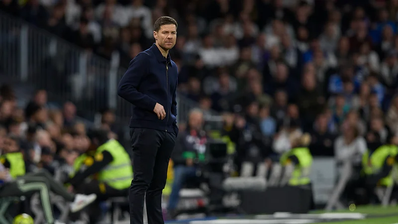 Xabi Alonso et la 'Cicatrice' Madrilène : Un Nouveau Souffle Tactique pour Chelsea face à Manchester United ?