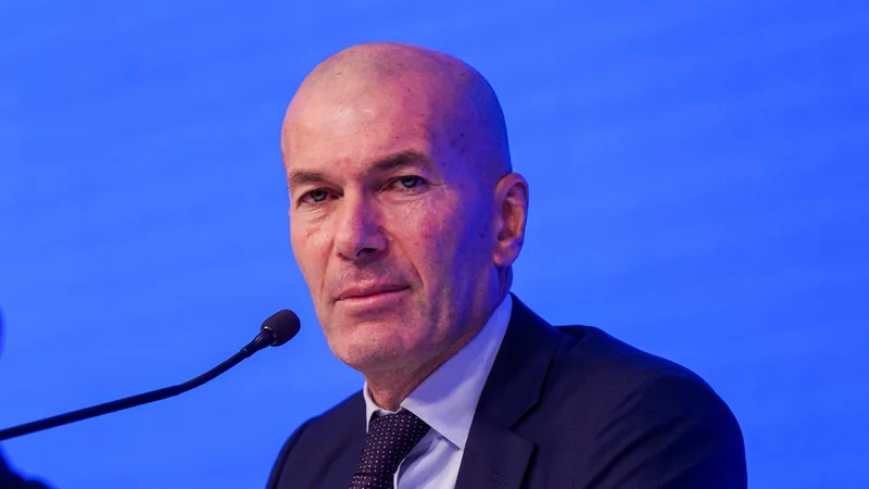 Zinédine Zidane aux Bleus : L'Effet Zizou va-t-il Renforcer la Moneyline de la France ?